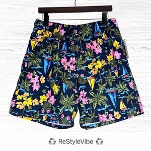 OLD NAVY Men’s Size M Swim Trunks Shorts NWT Floral Tropical Boats Pattern NEW